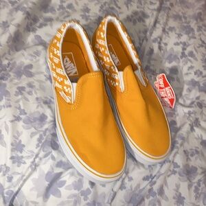 NEW ! Vans Classic Slip Ons Size 8mens 9.5 women’s